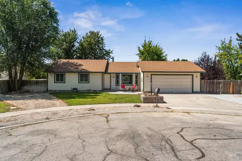 5591 N Marlboro Ave, Boise, ID 83714