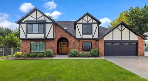 127 Ruth Ln, Nampa, ID 83686