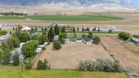 View/Area - 410 E Custer St, Mackay, ID 83251 photo 2 of 4