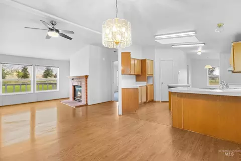 Living - 410 E Custer St, Mackay, ID 83251 photo 6 of 8