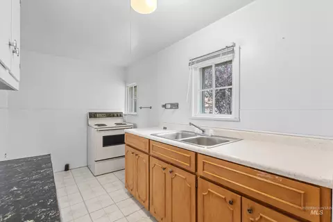 Kitchen - 410 E Custer St, Mackay, ID 83251 photo 5 of 5