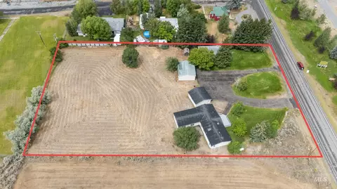View/Area - 410 E Custer St, Mackay, ID 83251 photo 1 of 4