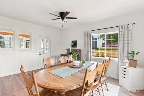 Dining - 16078 Hoffman Rd, Kendrick, ID 83537 photo 4 of 4