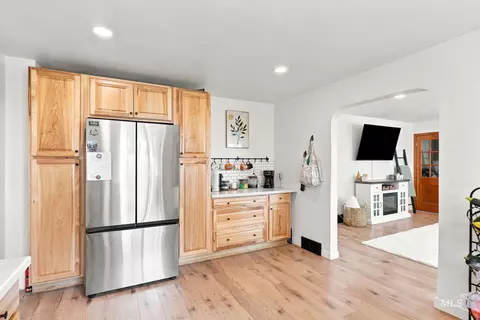 Kitchen - 16078 Hoffman Rd, Kendrick, ID 83537 photo 3 of 4
