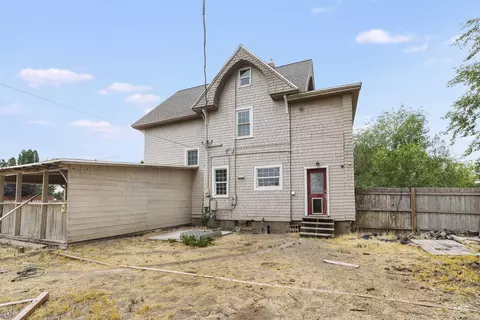 Exterior - 204 Harrison St, Twin Falls, ID 83301 photo 5 of 7