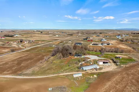 View/Area - 29862 Emmett Rd, Caldwell, ID 83607 photo 5 of 6