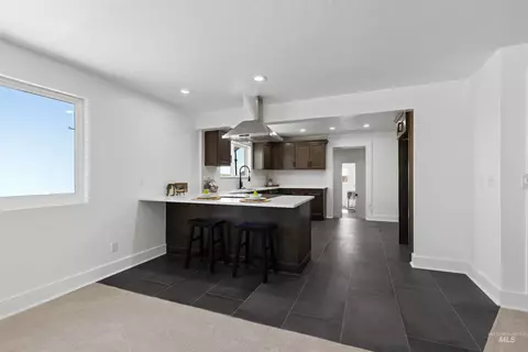 Kitchen - 29862 Emmett Rd, Caldwell, ID 83607 photo 2 of 7