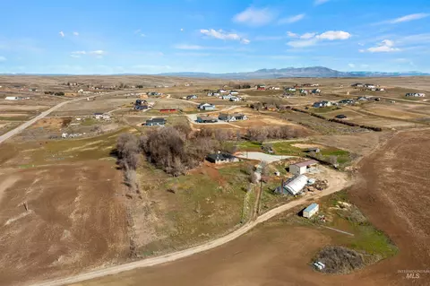 View/Area - 29862 Emmett Rd, Caldwell, ID 83607 photo 6 of 6