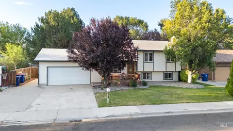 Exterior - 386 Crestview Dr, Twin Falls, ID 83301 photo 7 of 7