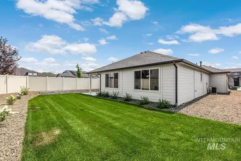 Exterior - 3694 E Cedarhurst Ln, Meridian, ID 83642 photo 2 of 4