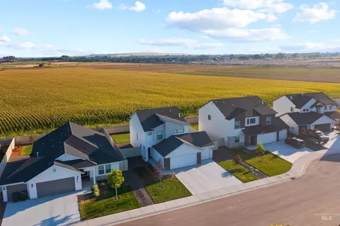 View/Area - 2747 E Valley Wind St, Kuna, ID 83634 photo 2 of 11