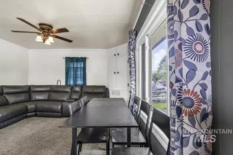 Dining - 121 North St, Filer, ID 83328 photo 1 of 2