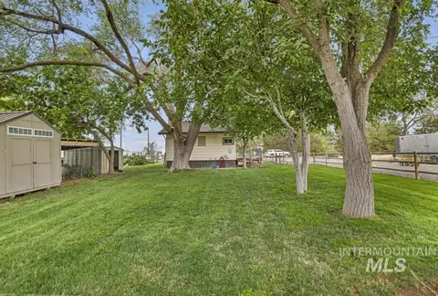Exterior - 121 North St, Filer, ID 83328 photo 9 of 10