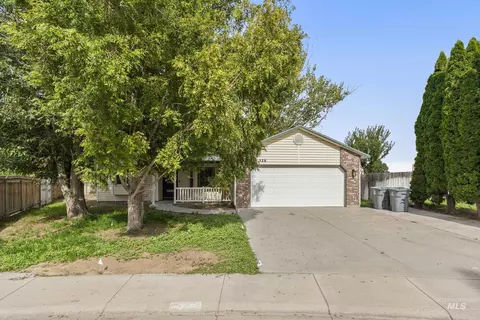 526 Lost Basin Ct, Nampa, ID 83686