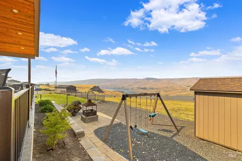 Exterior - 705 Talons Ct, Lewiston, ID 83501 photo 8 of 10
