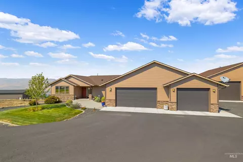 Exterior - 705 Talons Ct, Lewiston, ID 83501 photo 3 of 10