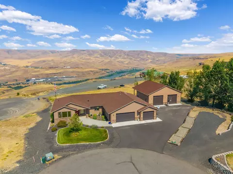 View/Area - 705 Talons Ct, Lewiston, ID 83501 photo 3 of 8