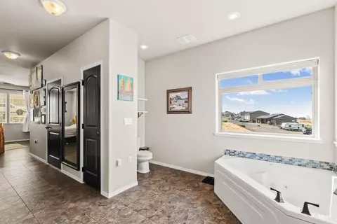 Entry Way - 705 Talons Ct, Lewiston, ID 83501 photo 2 of 2