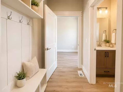 Entry Way - 788 S Cassandra Ave, Kuna, ID 83634 photo 2 of 2