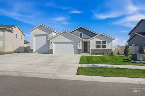 5480 E Bridal Veil Fls, Nampa, ID 83686