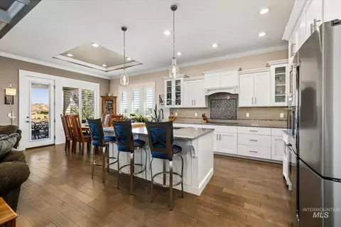 Kitchen - 10060 N Hwy 16, Eagle, ID 83616 photo 4 of 8