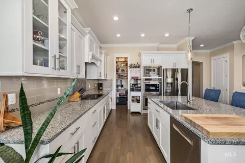 Kitchen - 10060 N Hwy 16, Eagle, ID 83616 photo 2 of 8