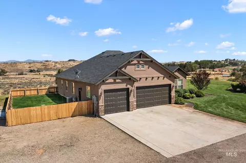 Exterior - 10060 N Hwy 16, Eagle, ID 83616 photo 2 of 6