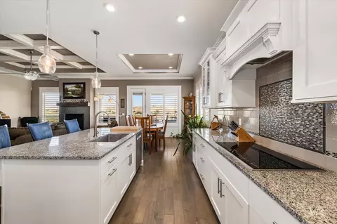 Kitchen - 10060 N Hwy 16, Eagle, ID 83616 photo 6 of 8