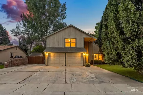 5079 W Shalecrest Ct, Boise, ID 83703