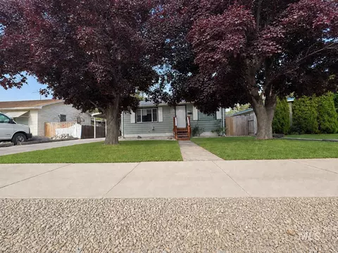 Exterior - 520 S 3rd E, Mountain Home, ID 83647 photo 5 of 18