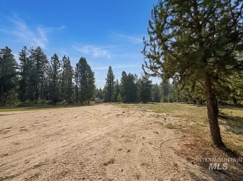 2 Nn Mineral Dr, Cascade, ID 83611 photo 4