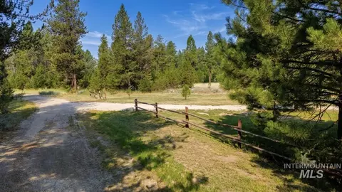 2 Nn Mineral Dr, Cascade, ID 83611 photo 11
