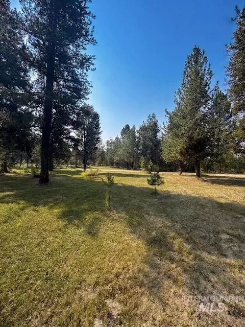2 Nn Mineral Dr, Cascade, ID 83611 photo 6