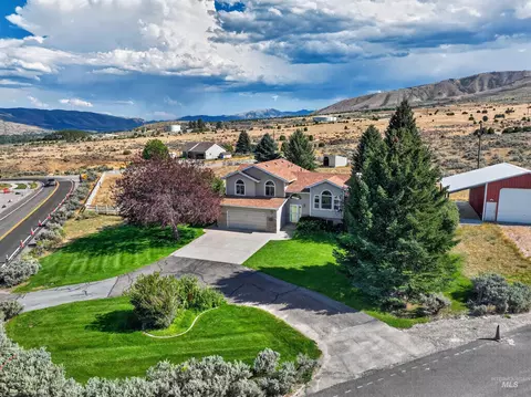 1153 City Crk, Pocatello, ID 83204