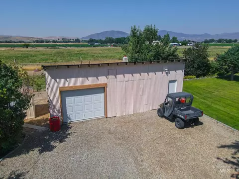 Exterior - 683 That Rd, Weiser, ID 83672 photo 13 of 15