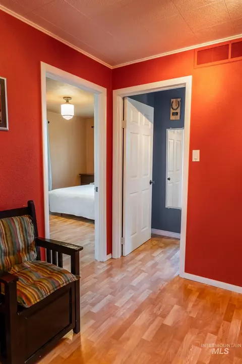 Entry Way - 683 That Rd, Weiser, ID 83672 photo 3 of 3