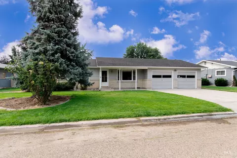 715 Winther Blvd, Nampa, ID 83651