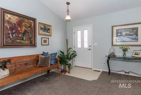 Entry Way - 2584 W 8th St, Weiser, ID 83672 photo 1 of 3