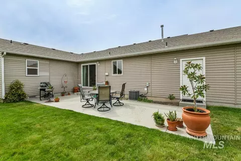 Exterior - 2584 W 8th St, Weiser, ID 83672 photo 8 of 11