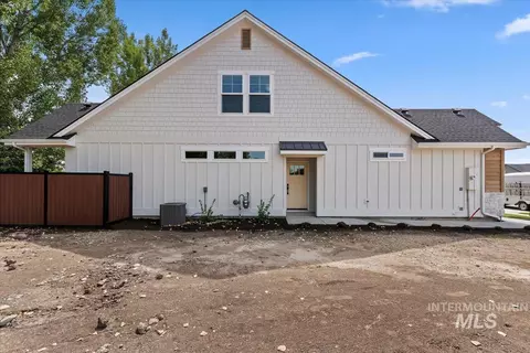 Exterior - 340 N Blossom River Ln, Eagle, ID 83616 photo 4 of 4