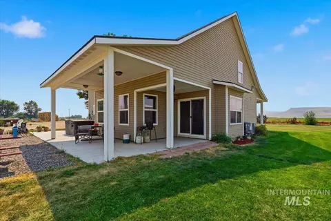 Exterior - 1932 Miller, Adrian, OR 97901 photo 6 of 12