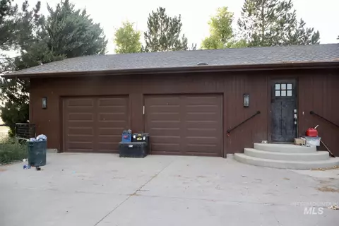 Exterior - 151 E 5600 N, Hagerman, ID 83332 photo 11 of 24
