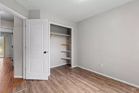 Bedroom - 5794 Thompson Rd, Marsing, ID 83639 photo 3 of 5