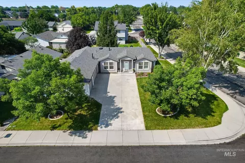 View/Area - 492 E Addeson St, Meridian, ID 83646 photo 2 of 2