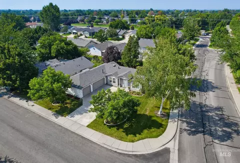 View/Area - 492 E Addeson St, Meridian, ID 83646 photo 1 of 2