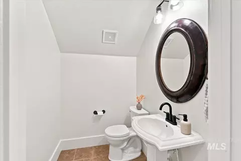 Bath - 4465 W Escalante Dr, Eagle, ID 83616 photo 4 of 4