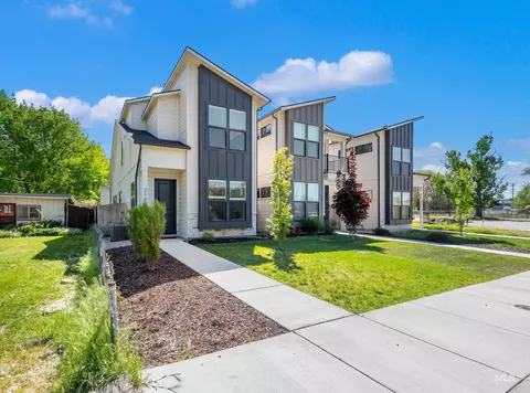 2106 N 35th St, Boise, ID 83703