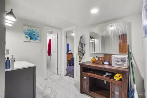 Entry Way - 1403 8th Ave E, Twin Falls, ID 83301 photo 1 of 1