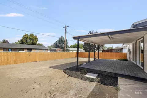 Exterior - 220 Main St, Buhl, ID 83316 photo 5 of 8