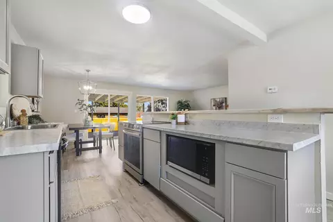 Kitchen - 220 Main St, Buhl, ID 83316 photo 4 of 5